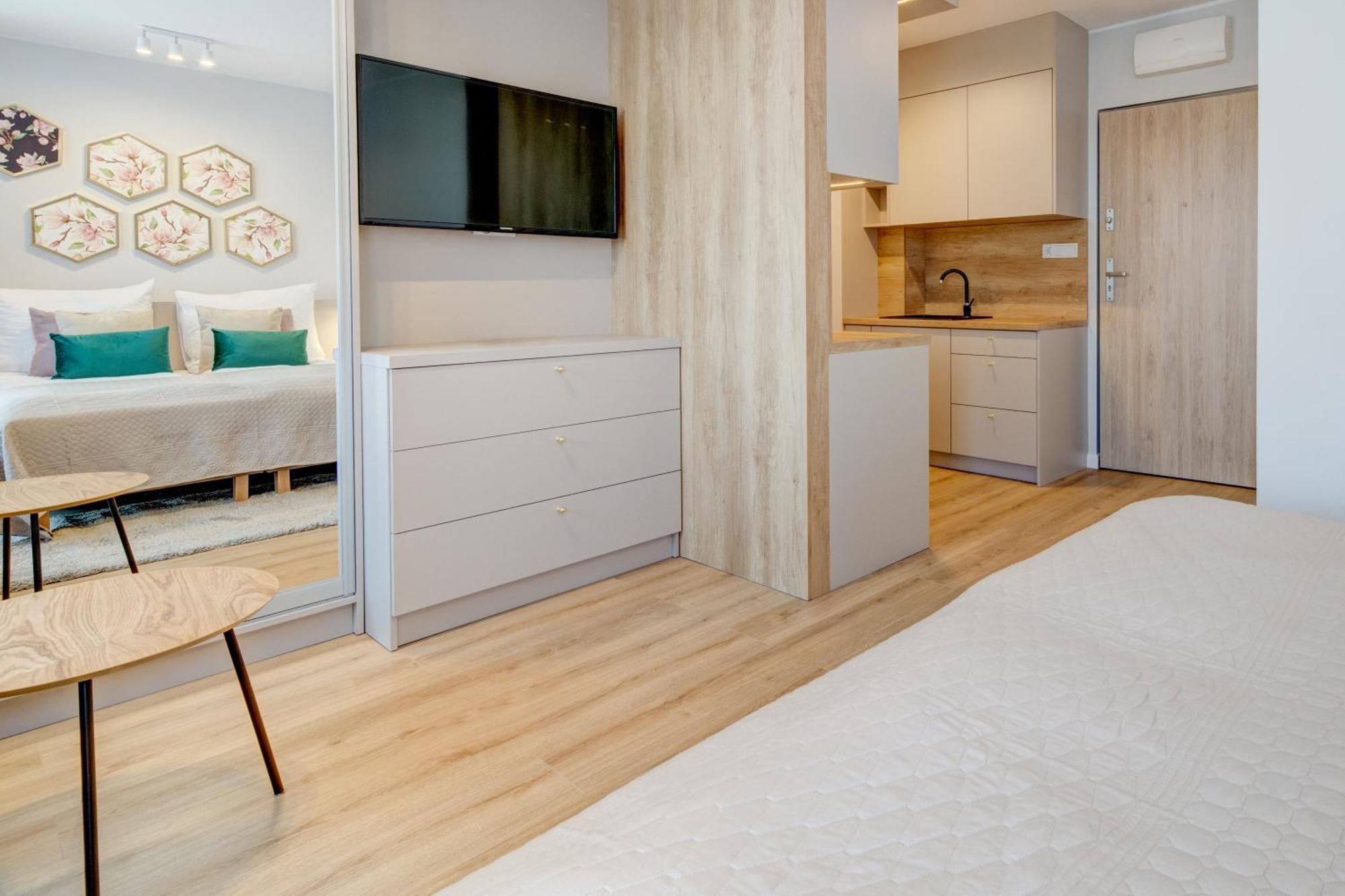 Apartamenty Rondo Свіноуйсьце Екстер'єр фото