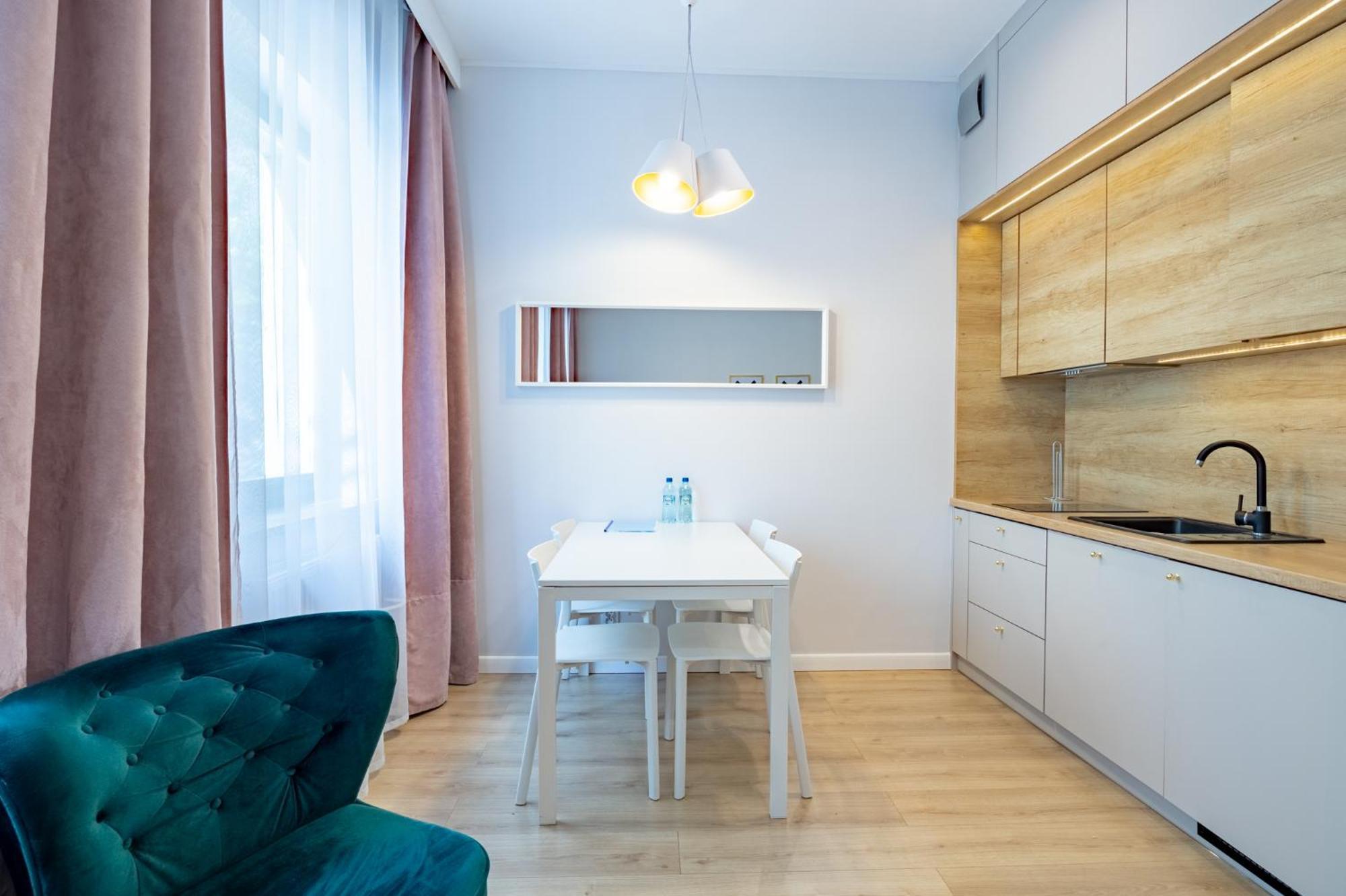 Apartamenty Rondo Свіноуйсьце Екстер'єр фото