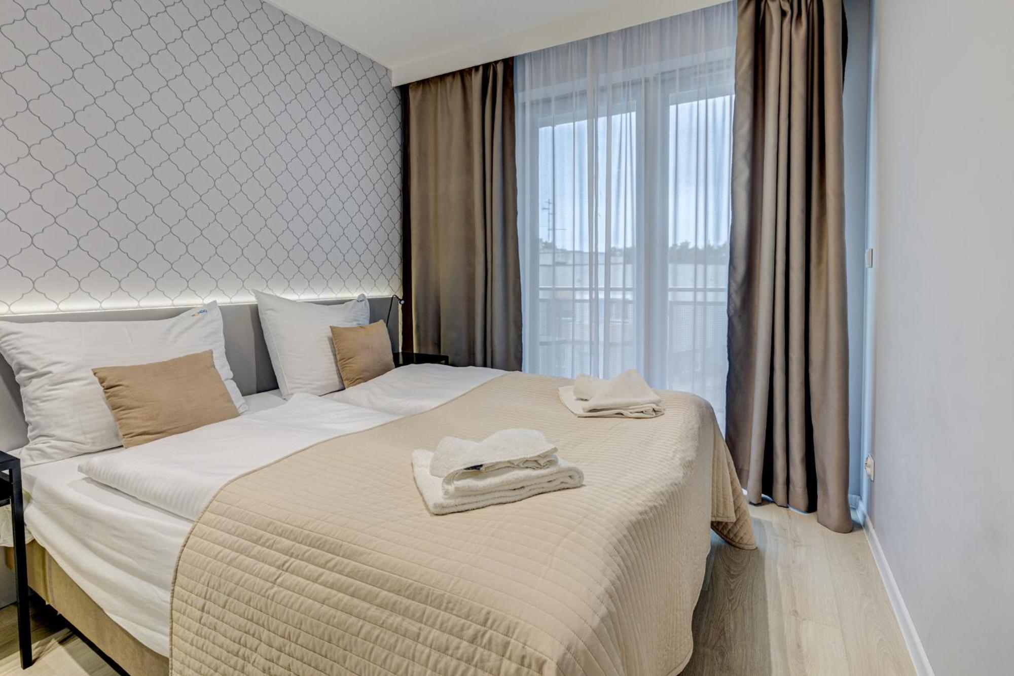 Apartamenty Rondo Свіноуйсьце Екстер'єр фото