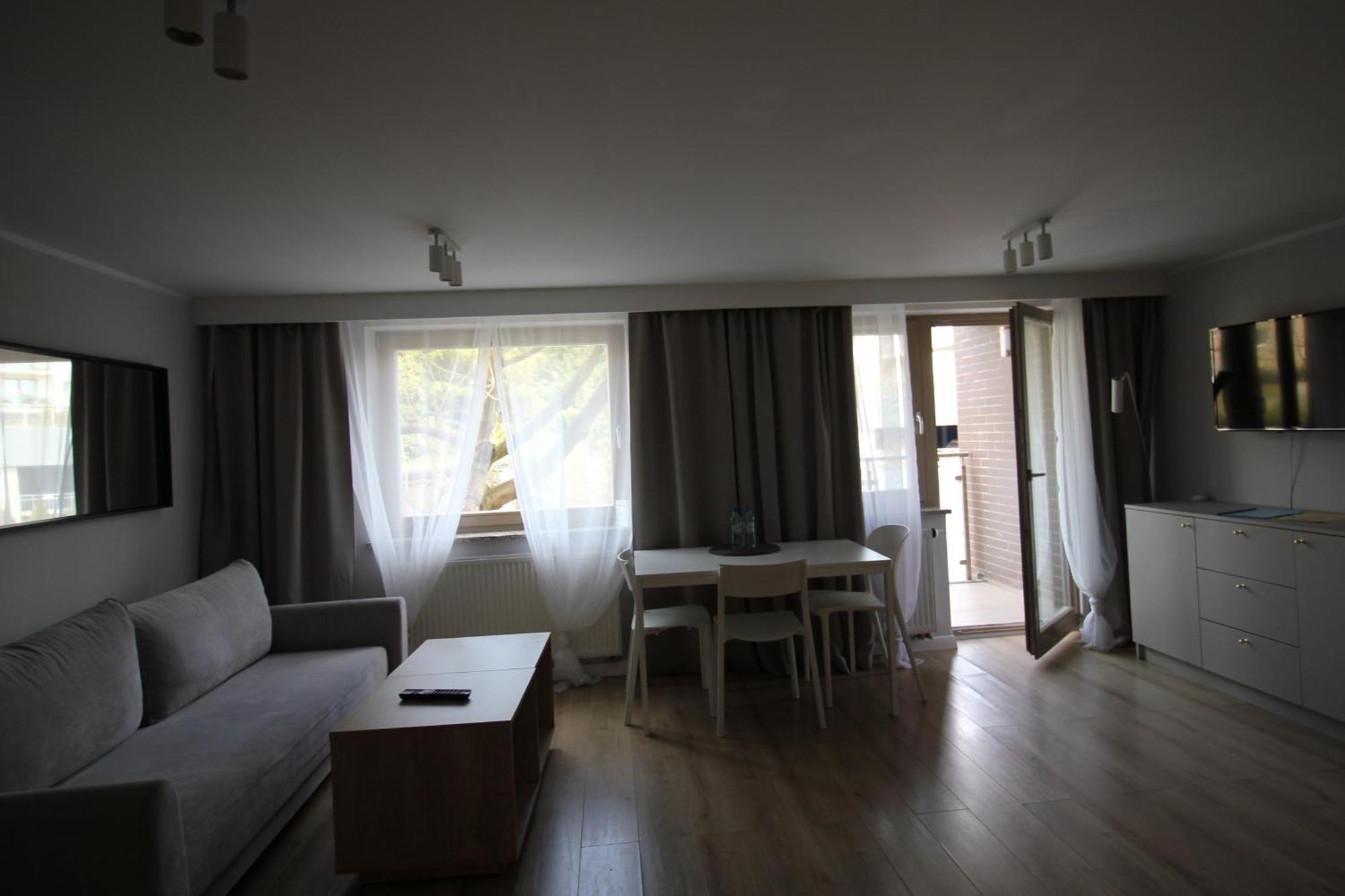 Apartamenty Rondo Свіноуйсьце Екстер'єр фото